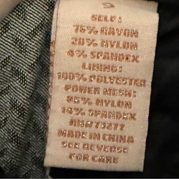 Candie’s Skinny Ankle Stretchy Pants With Geometric Print Black White Size 9 - Picture 2 of 13